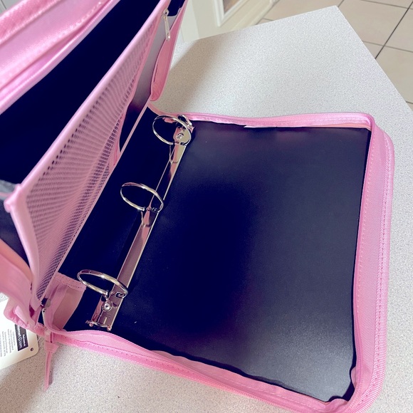 Pink and silver girls binder - Picture 5 of 7